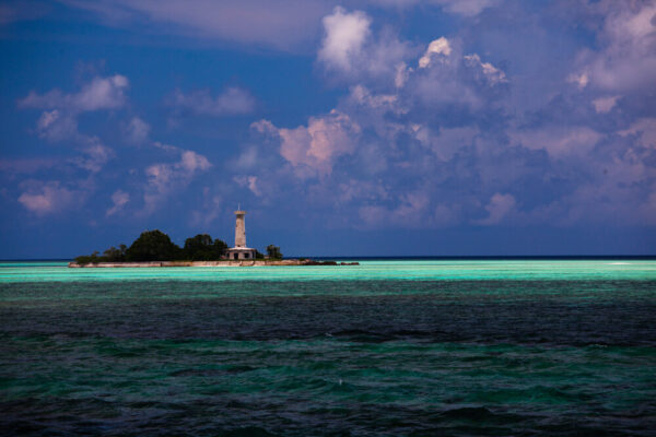 Tubbataha Reefs Natural Park - Bakasyon.Org